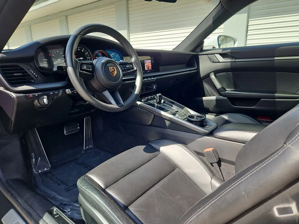 2022 Porsche 992 Carrera 4S - Image 4 of 31