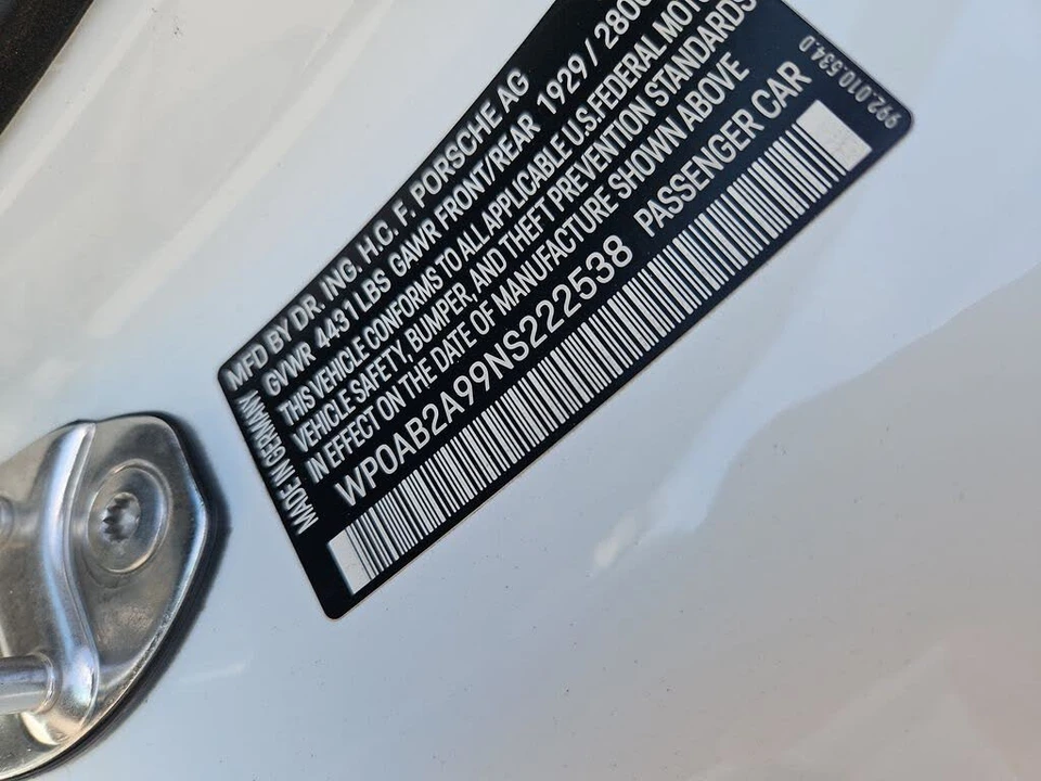 2022 Porsche 992 Carrera 4S - Image 14 of 31