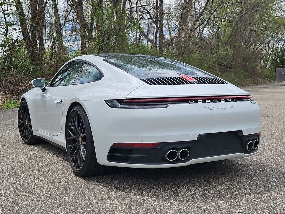 2022 Porsche 992 Carrera 4S - Image 3 of 30