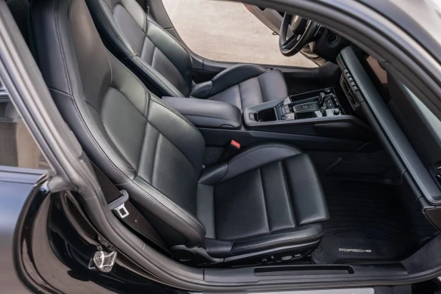 2022 Porsche 992 Carrera 4S - Image 4 of 8