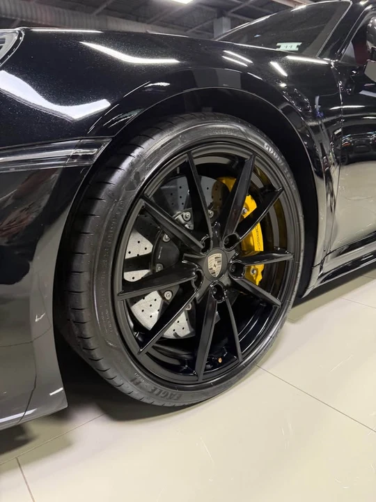 2022 Porsche 992 Carrera 4S - Image 10 of 10