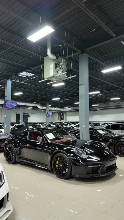 2022 Porsche 992 Carrera 4S - Image 3 of 10