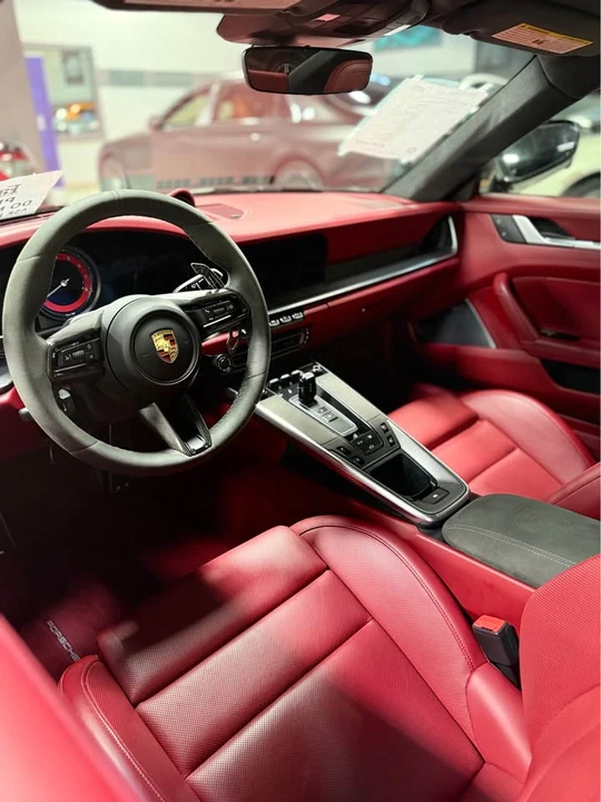 2022 Porsche 992 Carrera 4S - Image 5 of 5