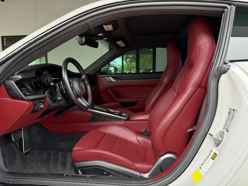 2022 Porsche 992 Carrera 4S - Image 21 of 31