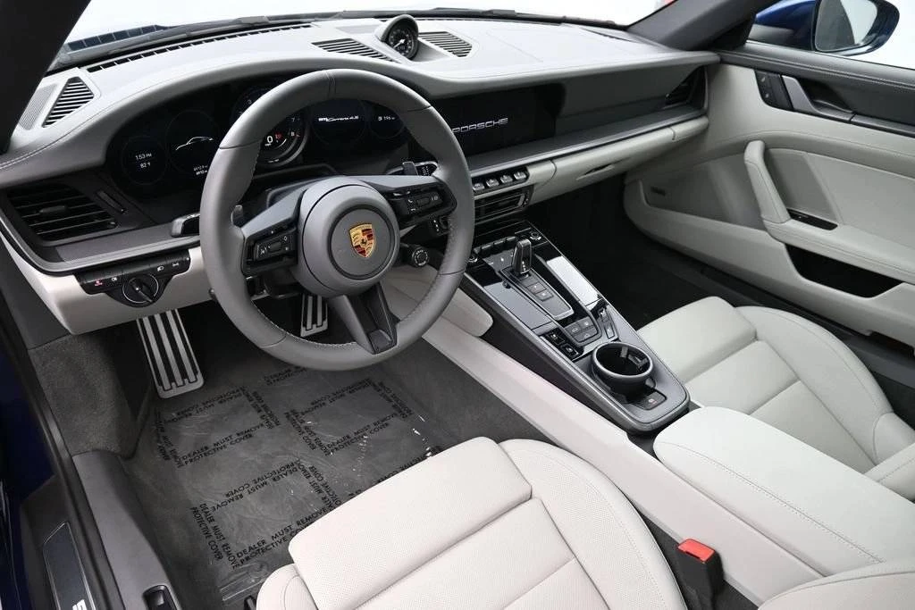 2022 Porsche 992 Carrera 4S - Image 4 of 5