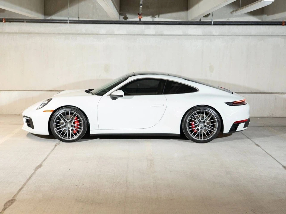 2022 Porsche 992 Carrera 4S - Image 2 of 5