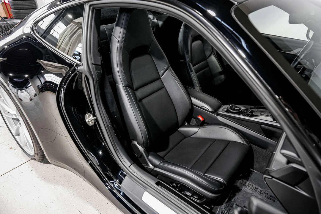 2022 Porsche 992 Carrera 4S - Image 28 of 31