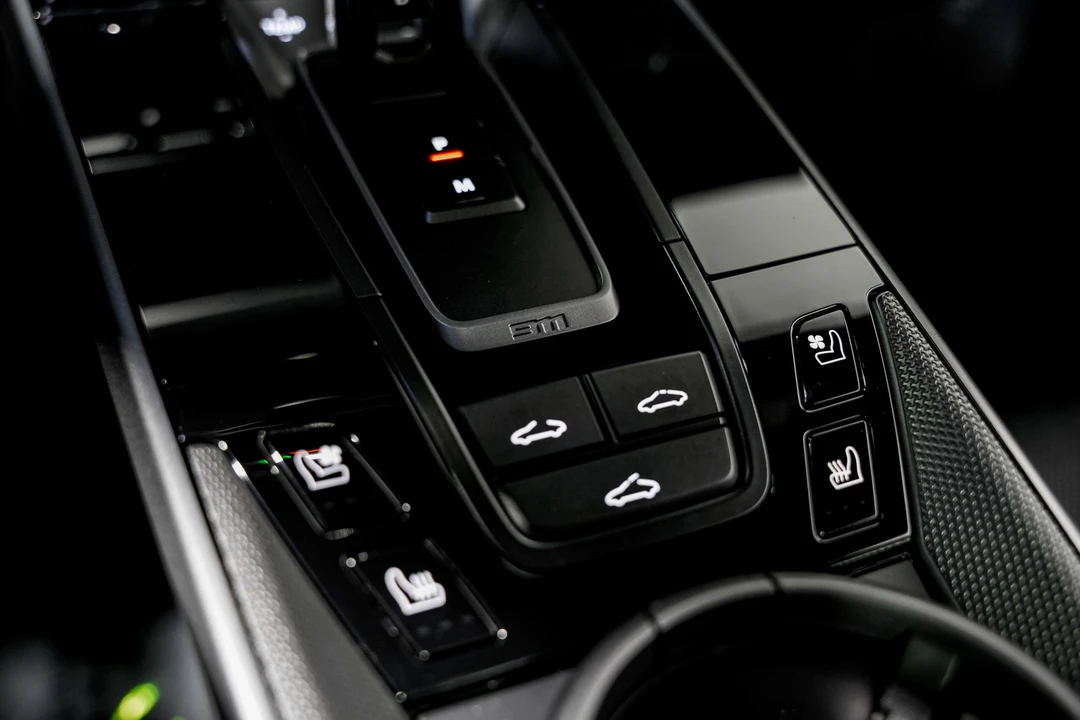 2022 Porsche 992 Carrera 4S - Image 17 of 21