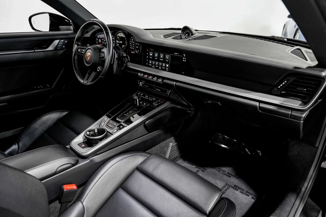 2022 Porsche 992 Carrera 4S - Image 30 of 31