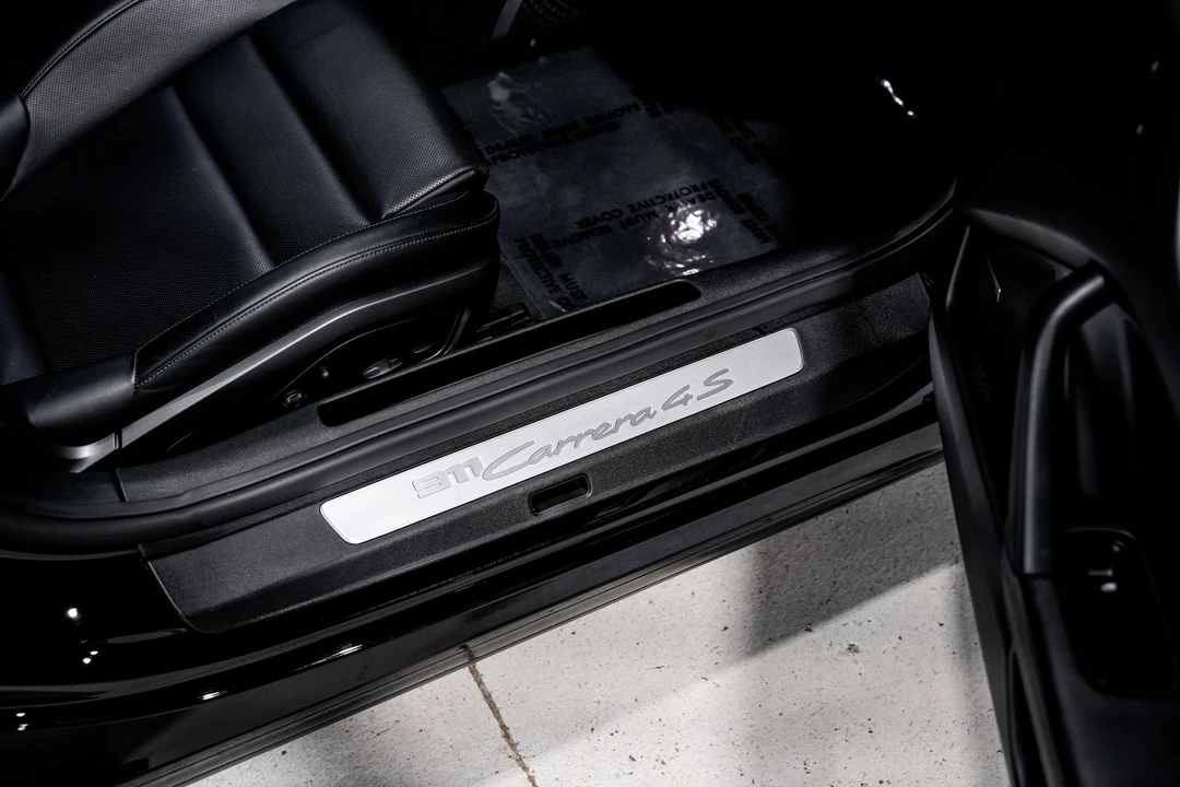 2022 Porsche 992 Carrera 4S - Image 27 of 31