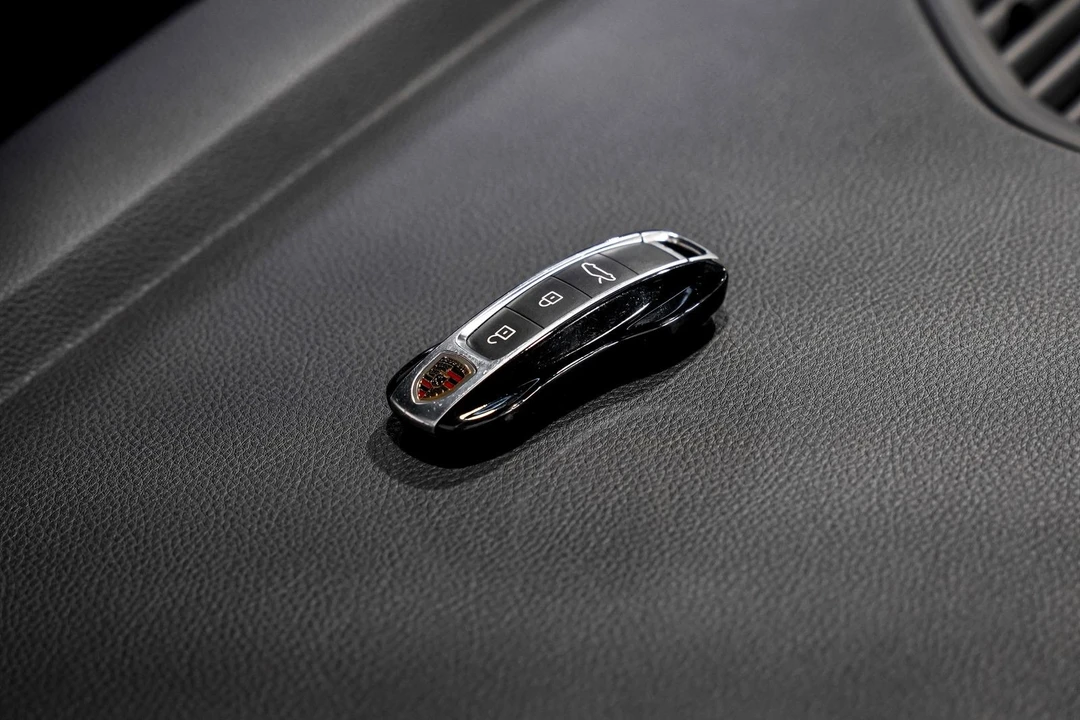 2022 Porsche 992 Carrera 4S - Image 31 of 31