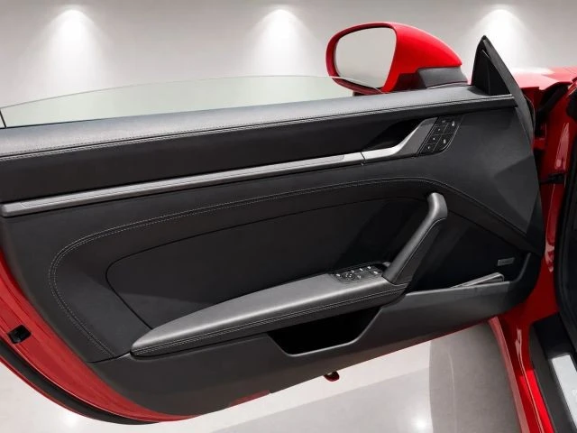 2022 Porsche 992 Carrera - Image 18 of 22