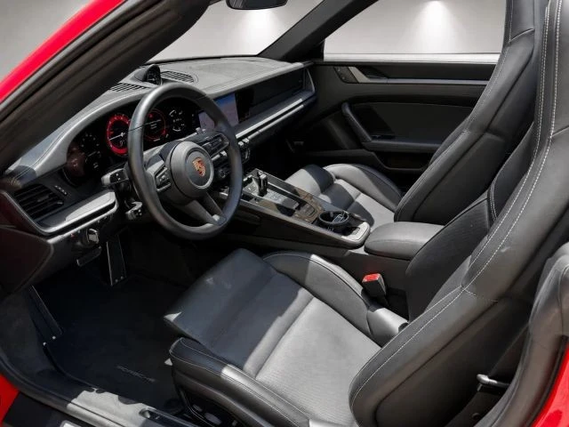 2022 Porsche 992 Carrera - Image 13 of 22
