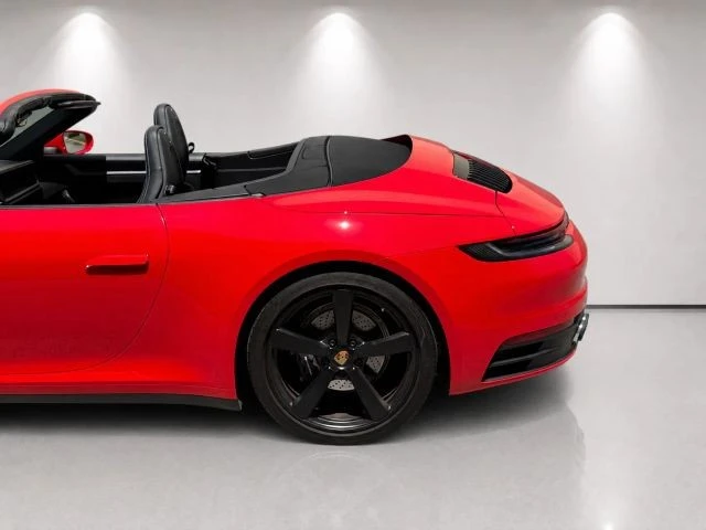 2022 Porsche 992 Carrera - Image 9 of 22