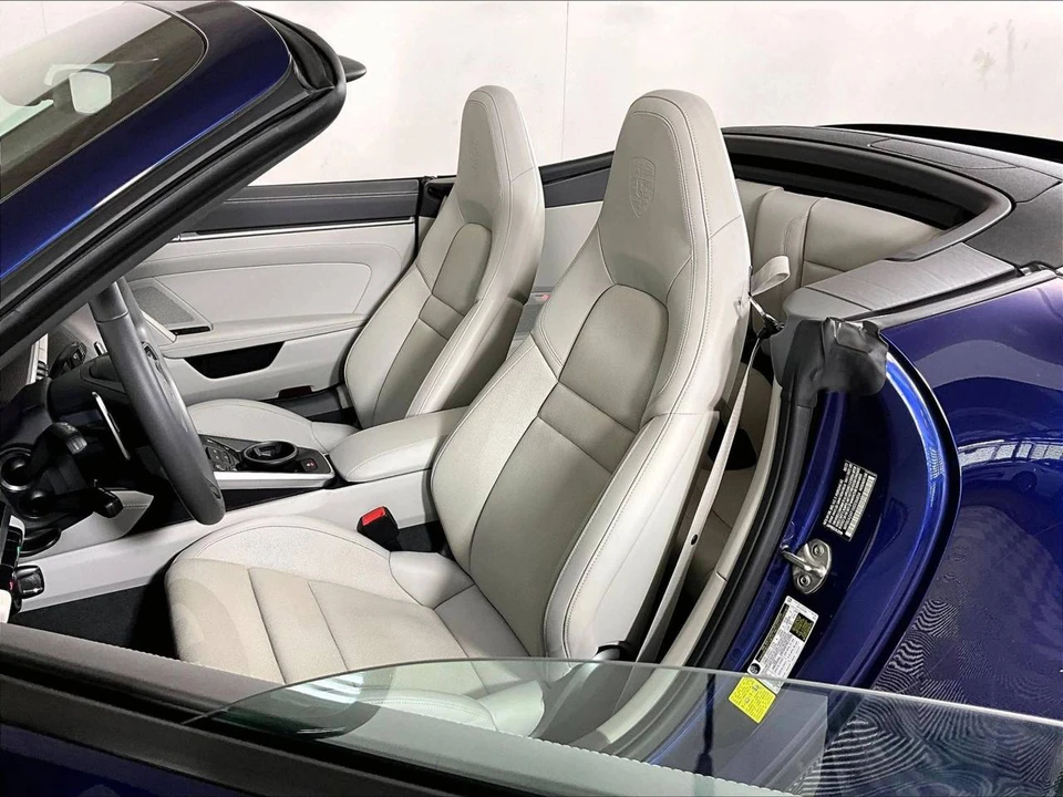 2022 Porsche 992 Carrera - Image 5 of 5