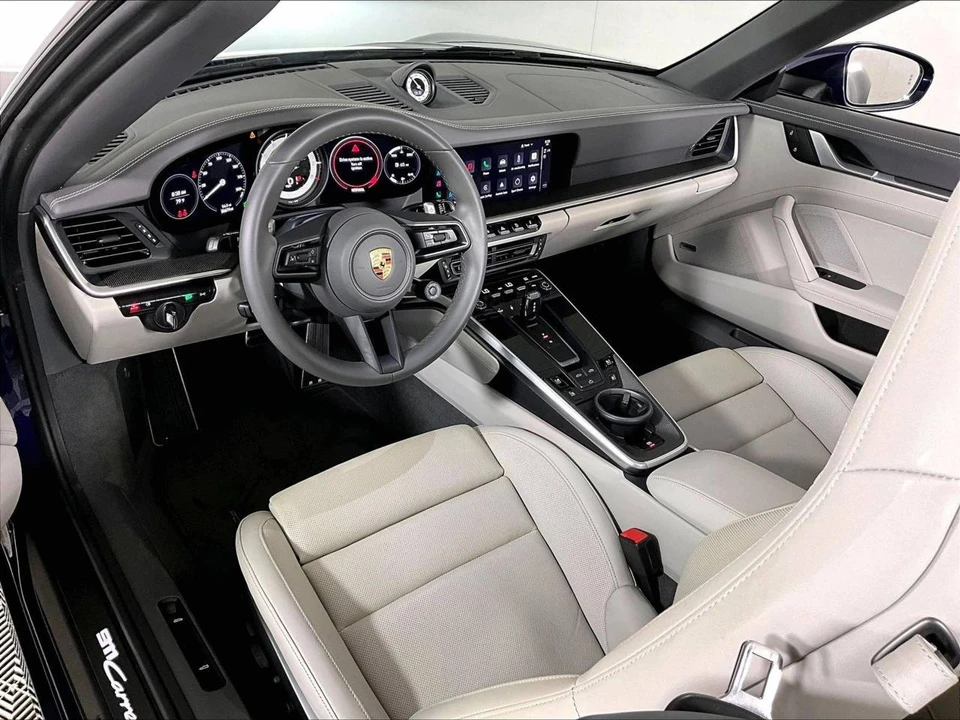 2022 Porsche 992 Carrera - Image 4 of 5