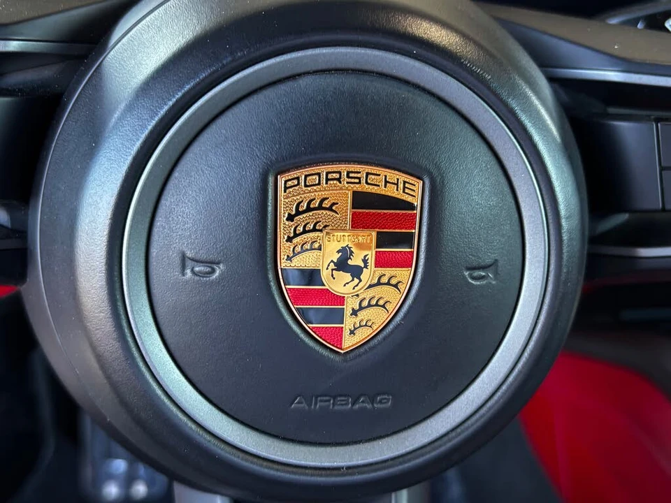 2022 Porsche 992 Carrera - Image 10 of 31