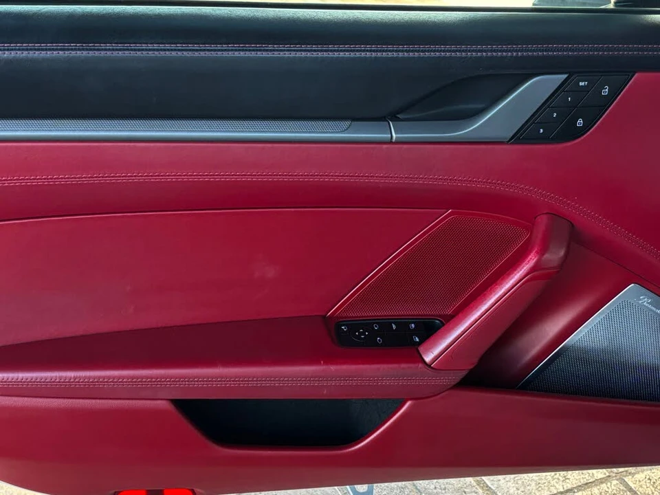 2022 Porsche 992 Carrera - Image 14 of 31