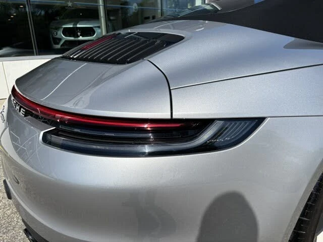 2022 Porsche 992 Carrera - Image 22 of 31