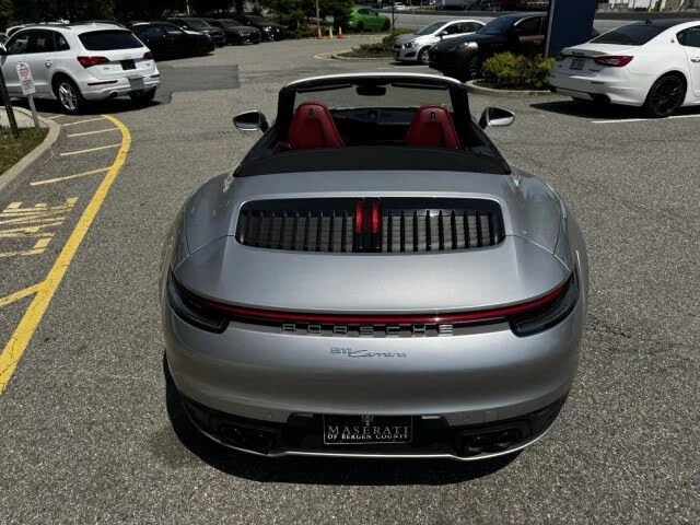 2022 Porsche 992 Carrera - Image 10 of 31