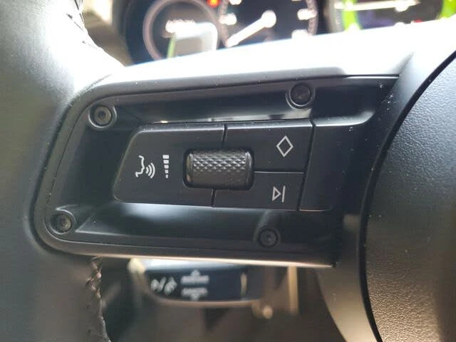 2022 Porsche 992 Carrera - Image 22 of 31