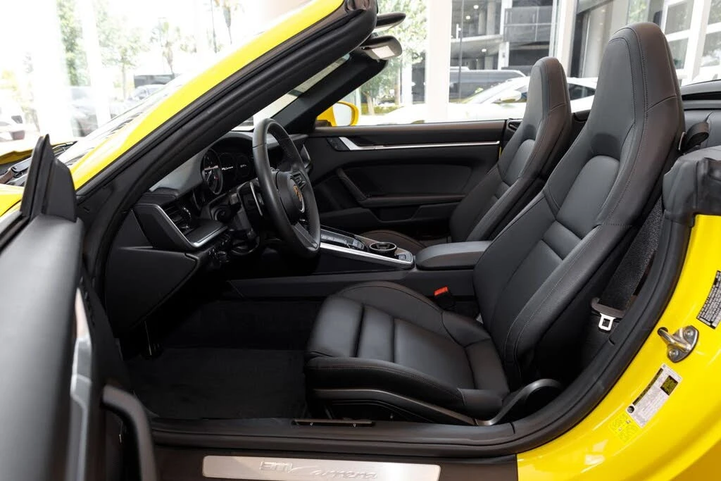 2022 Porsche 992 Carrera - Image 19 of 31