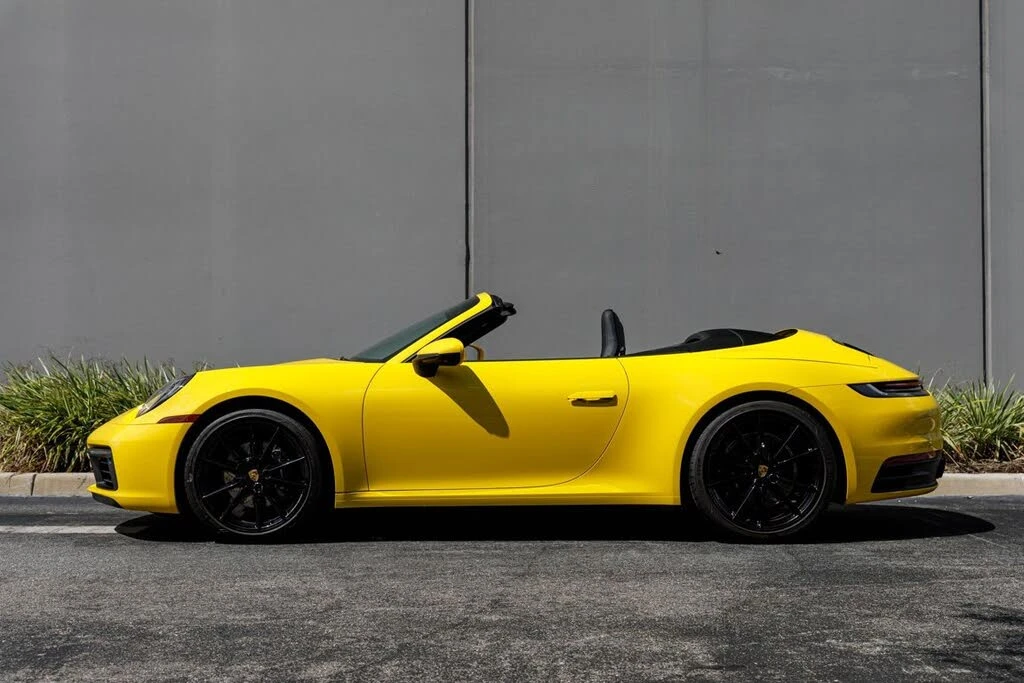 2022 Porsche 992 Carrera - Image 2 of 31