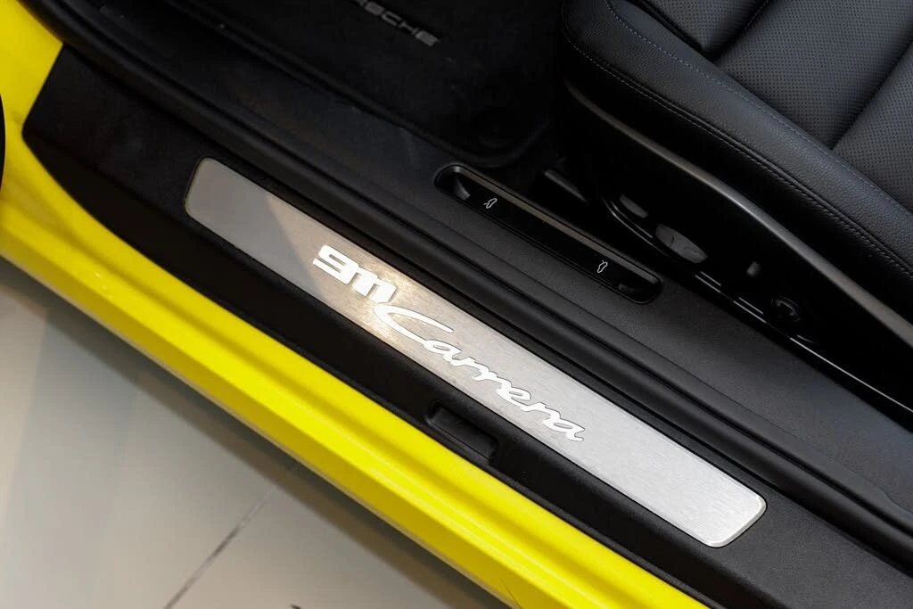 2022 Porsche 992 Carrera - Image 23 of 31