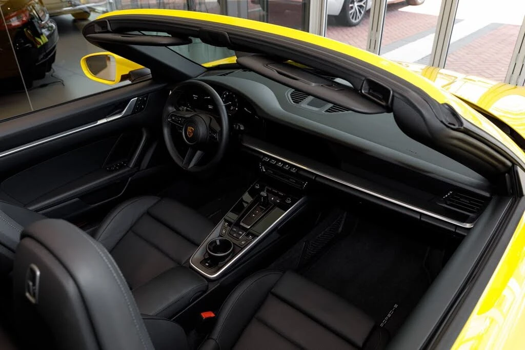 2022 Porsche 992 Carrera - Image 15 of 31