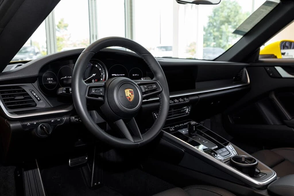 2022 Porsche 992 Carrera - Image 9 of 31