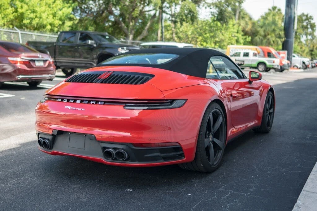 2022 Porsche 992 Carrera - Image 9 of 29
