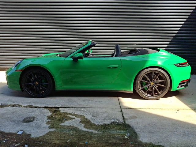 2022 Porsche 992 Carrera - Image 2 of 7