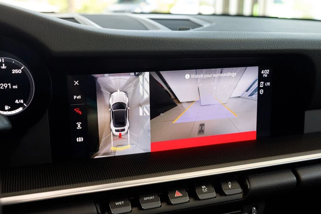 2022 Porsche 992 Carrera - Image 26 of 31