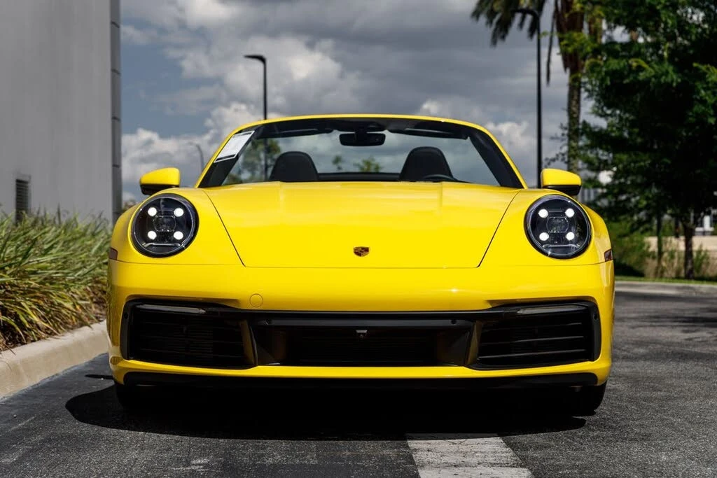 2022 Porsche 992 Carrera - Image 4 of 31