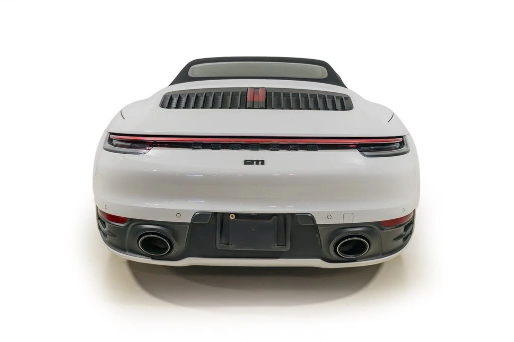 2022 Porsche 992 Carrera - Image 16 of 31