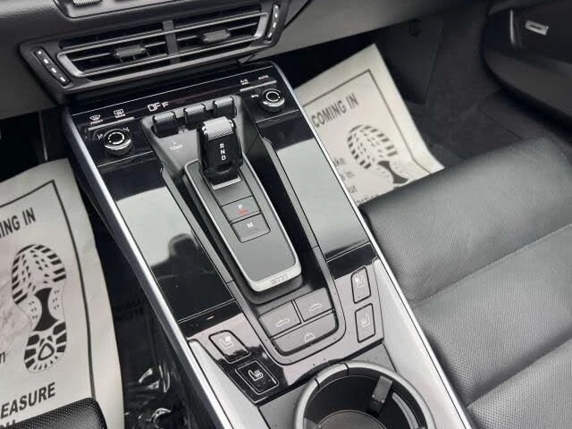 2022 Porsche 992 Carrera - Image 28 of 31