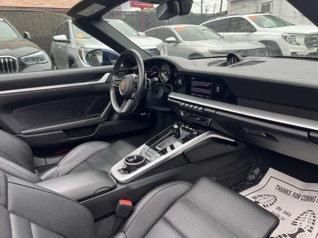 2022 Porsche 992 Carrera - Image 11 of 31