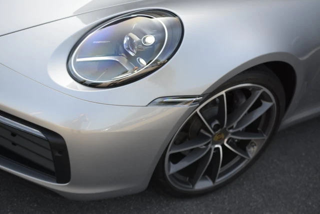 2022 Porsche 992 Carrera - Image 29 of 31