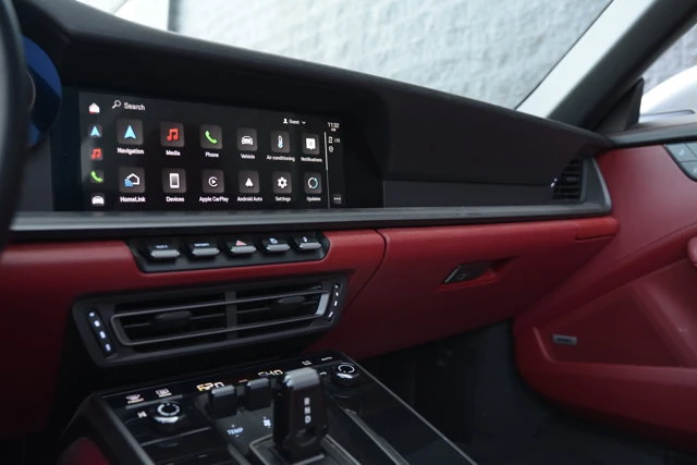 2022 Porsche 992 Carrera - Image 20 of 31