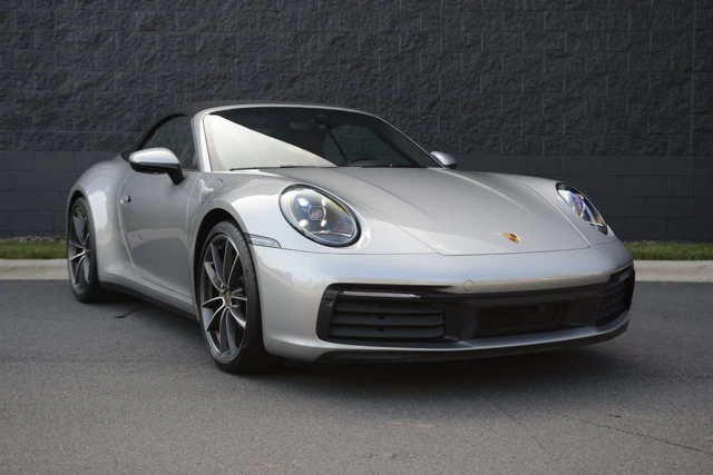 2022 Porsche 992 Carrera - Image 9 of 31