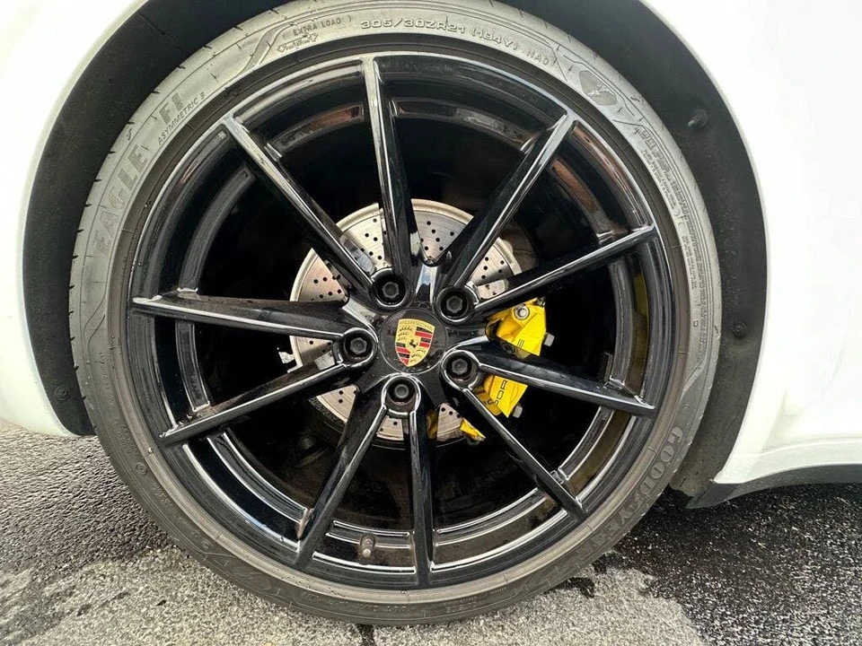 2022 Porsche 992 Carrera - Image 18 of 18