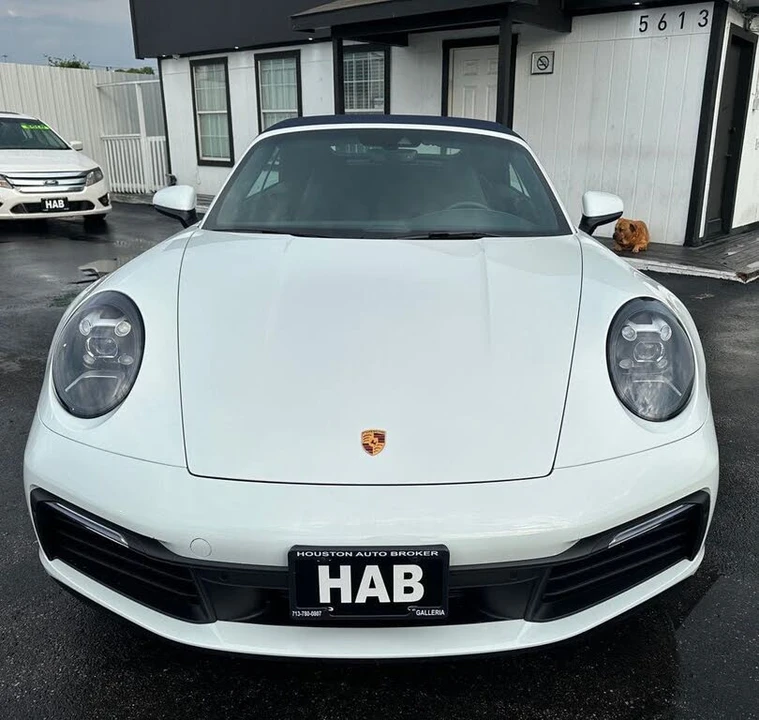 2022 Porsche 992 Carrera - Image 2 of 18