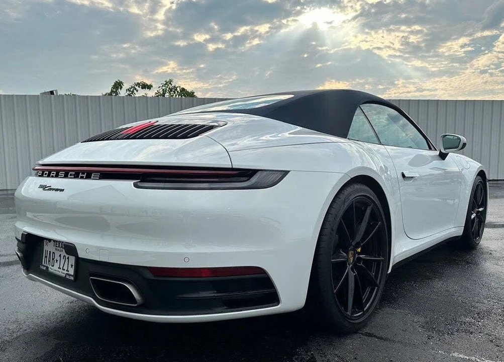 2022 Porsche 992 Carrera - Image 5 of 18