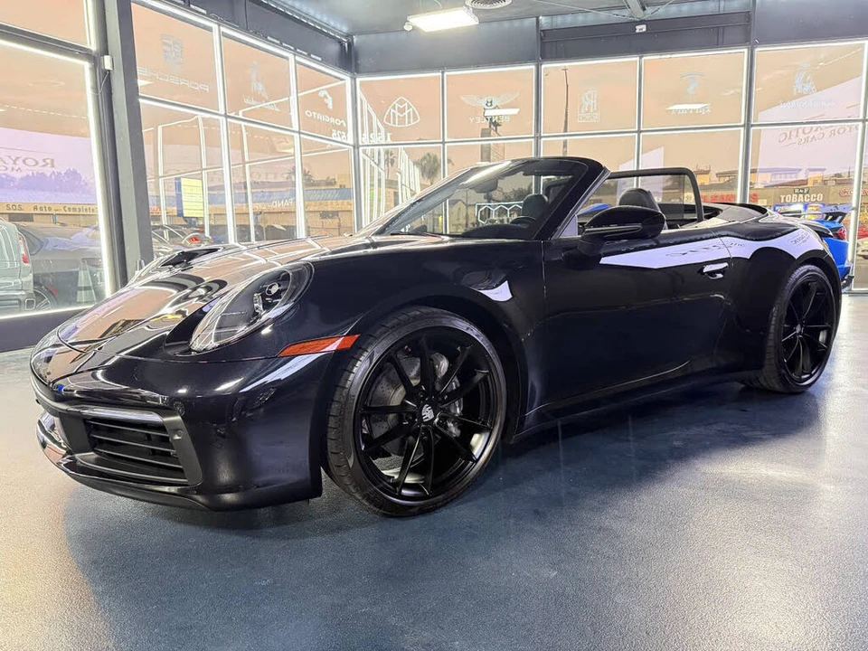 2022 Porsche 992 Carrera - Image 5 of 24