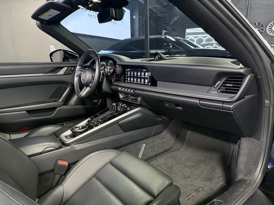 2022 Porsche 992 Carrera - Image 16 of 24