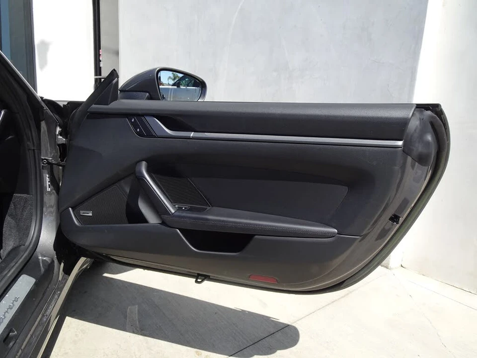 2022 Porsche 992 Carrera - Image 17 of 20