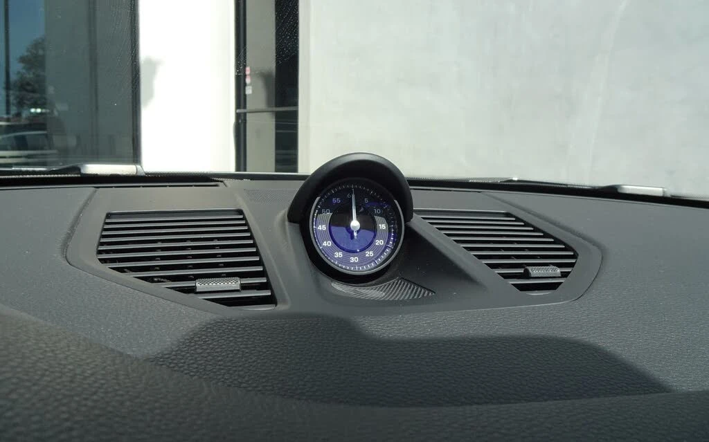 2022 Porsche 992 Carrera - Image 14 of 20