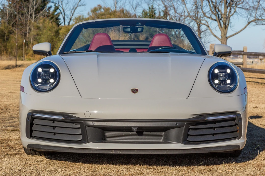 2022 Porsche 992 Carrera - Image 2 of 31