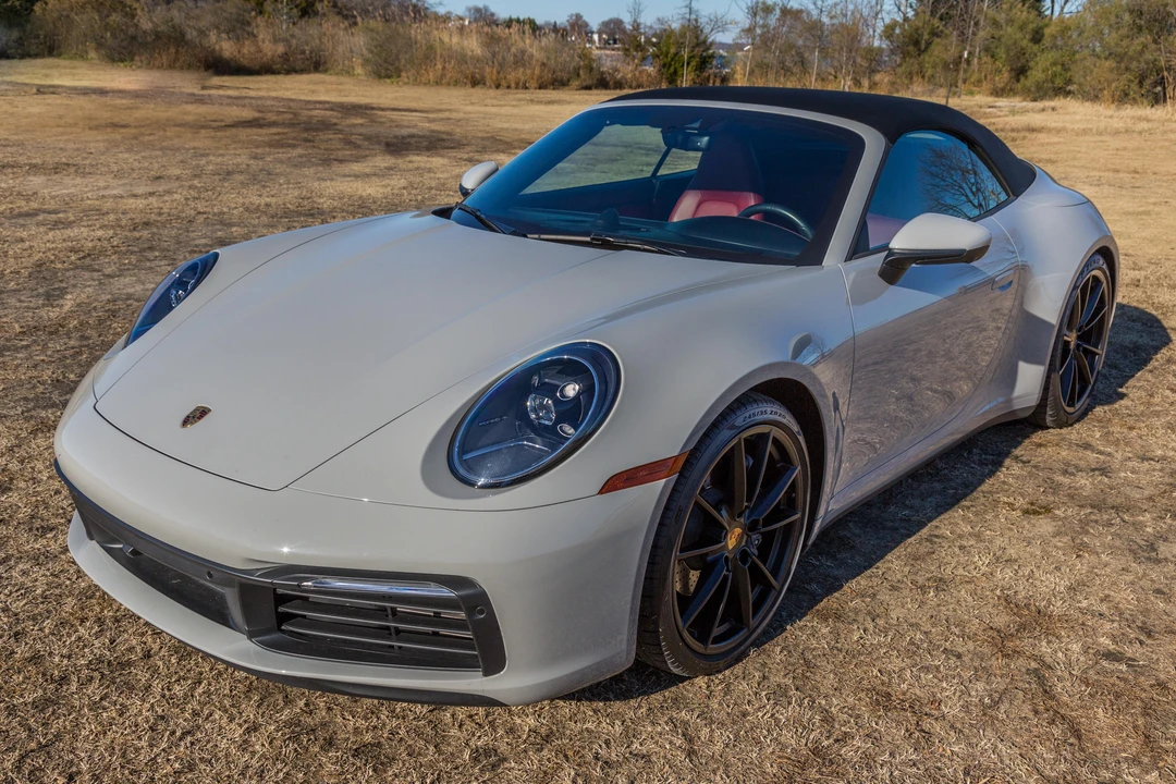 2022 Porsche 992 Carrera - Image 16 of 31