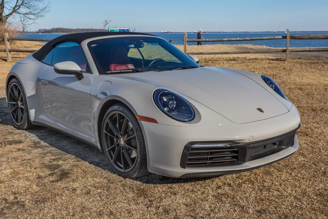2022 Porsche 992 Carrera - Image 26 of 31